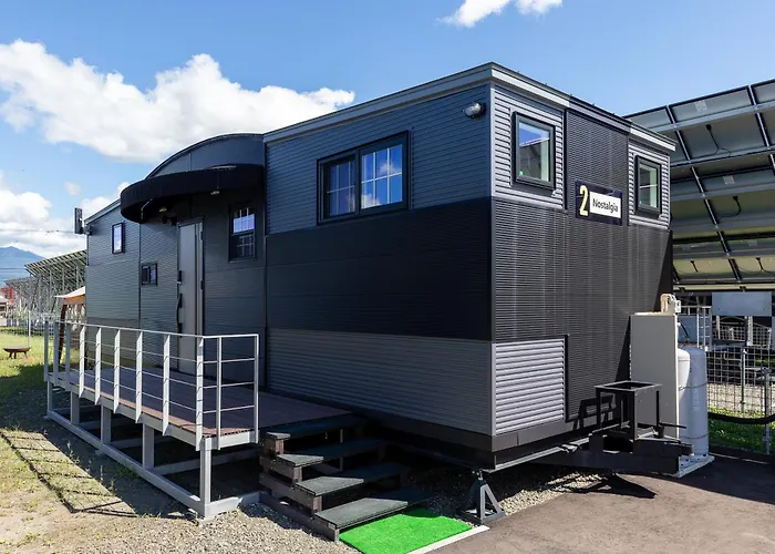 Furano Trailer Village Den