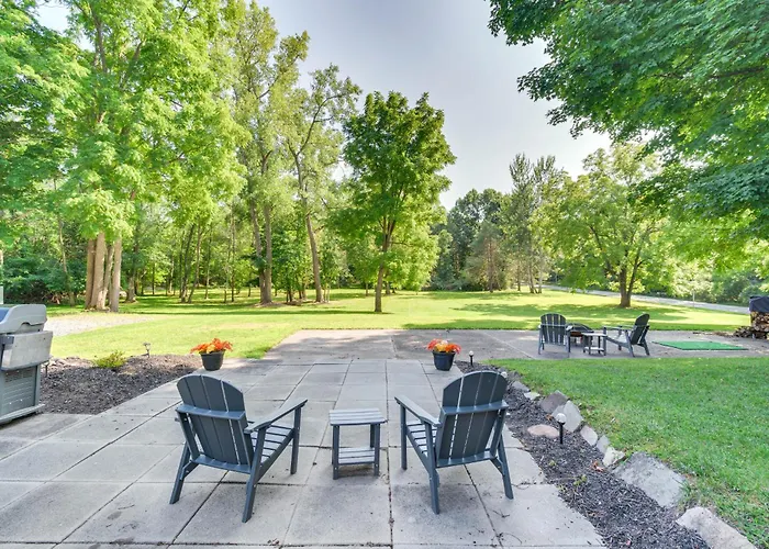 Near Trails + Wineries: Victor Getaway W/ Fire Pit