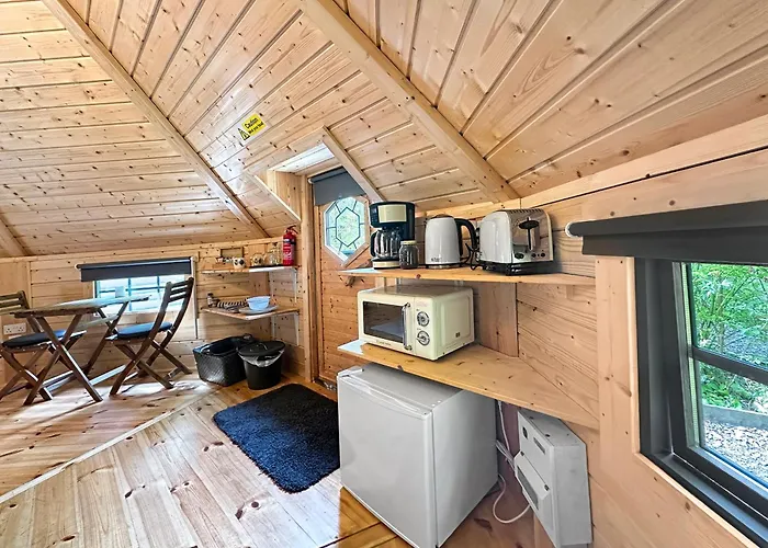 Aos Si Lodges