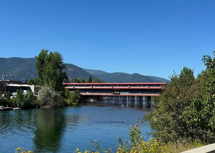 Mayor'S Lake And Ski Suite