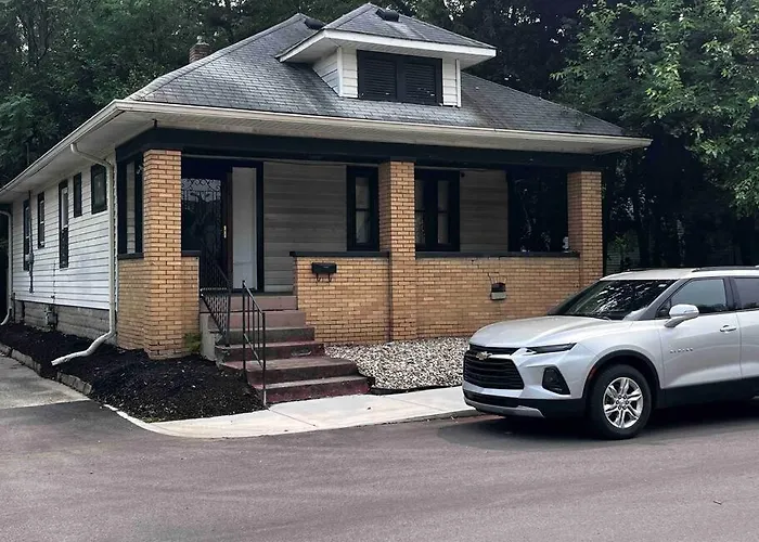Comfortable 2-Bdrm Spacious Home With Wifi & Patio