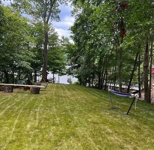 Nice Little Cabin At The Lake