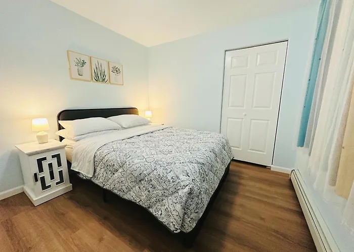 Spacious 4Br Home With Garage