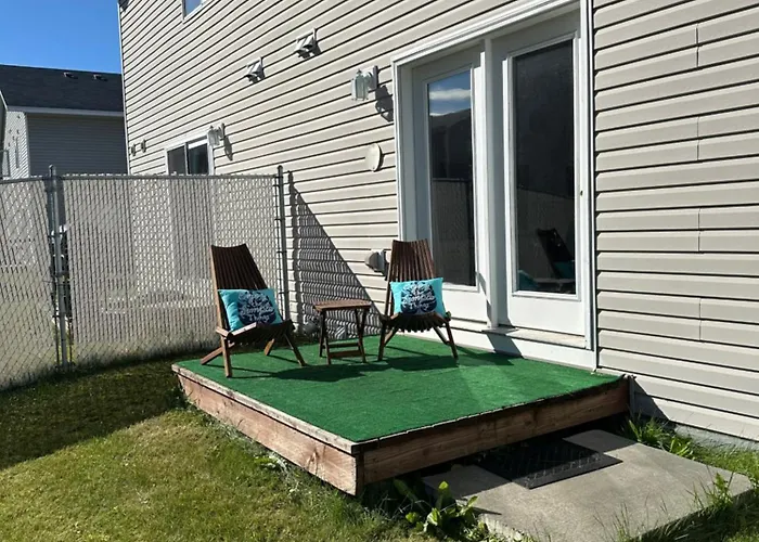 Spacious 4Br Home With Garage