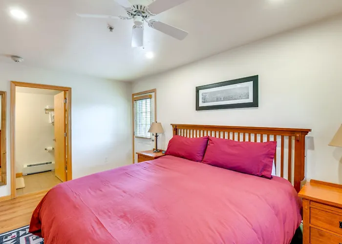 Condo W/ Mtn View < 1 Mi To Steamboat Resort!