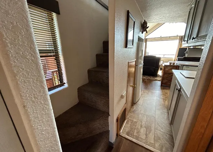 Ocean Front Cabin 14 W Jacuzzi & Gorgeous Views