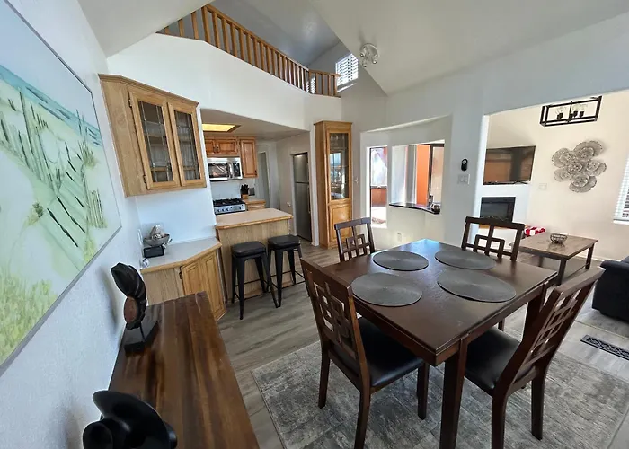 Ocean Cabin 22 W Private Hot Tub Pet Friendly