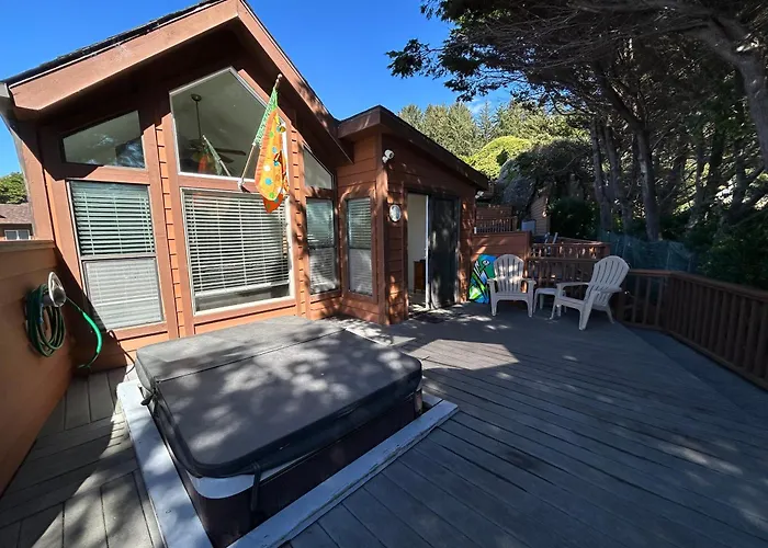 Oceanview Cabin 18 With Private Jacuzzi