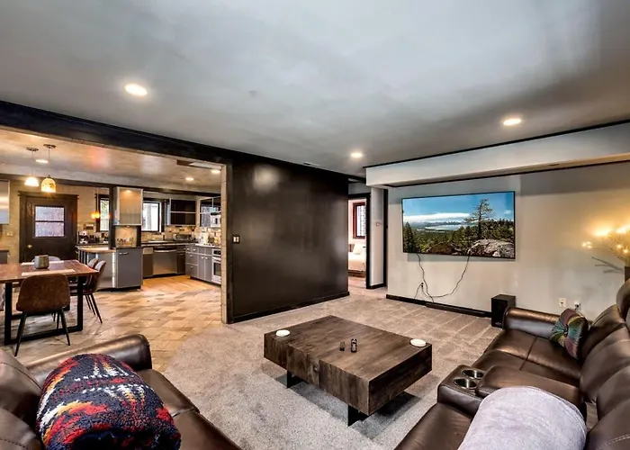 Minutes From Kings Beach And Northstar With Hottub