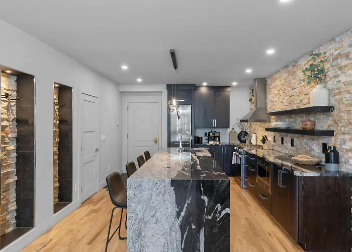Most Luxurious1Br In Town And Steps To The Gondola