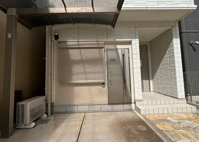 Comfy House Namba