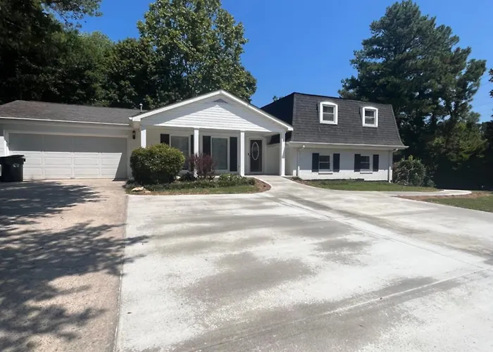 4-Bedroom Duplex With Ac And Wifi In Dalton Ga