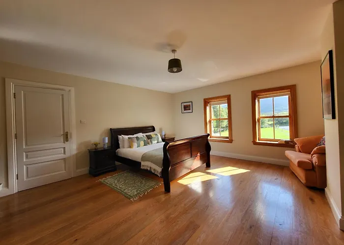 Reeks Country House