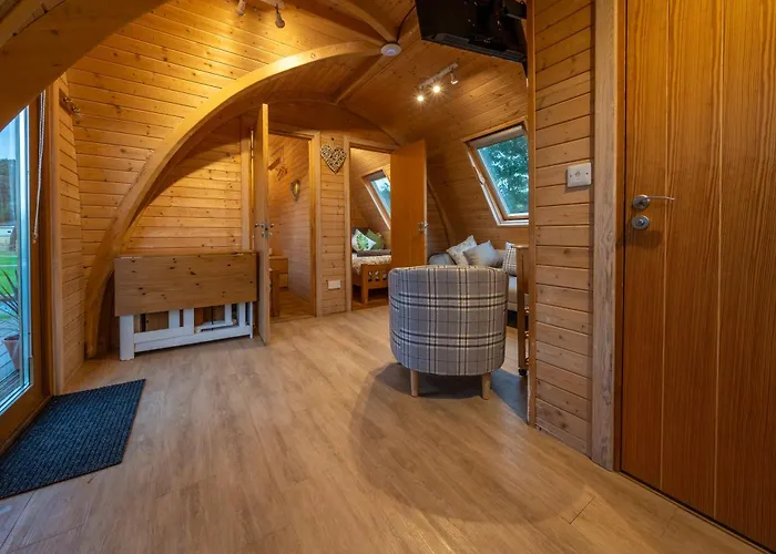 Borrett Escapes - Luxury Pods