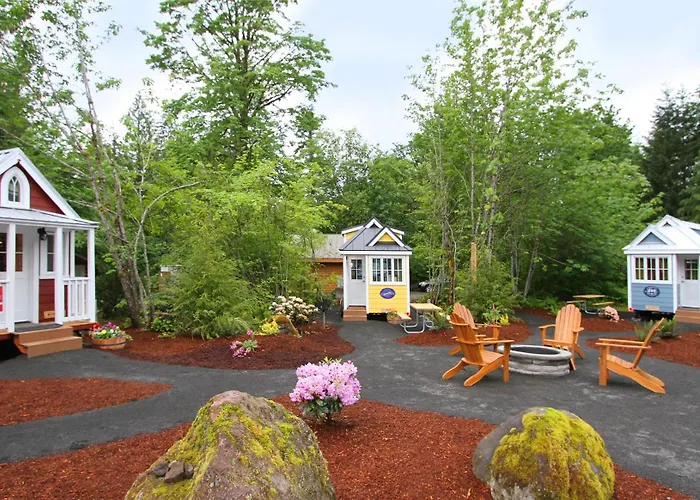 Mount Hood Village