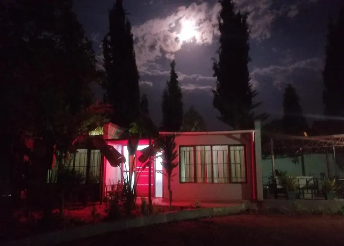 Ngorongoro Villa And Restaurant