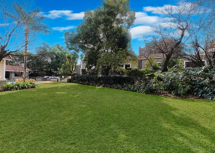 Rose Road Manor - Houghton Johannesburg