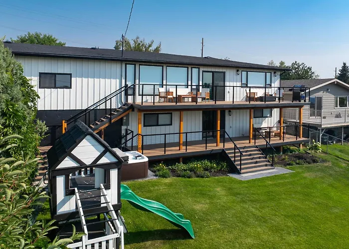 Premier Montana Retreat | River + Mountain Views | W & R