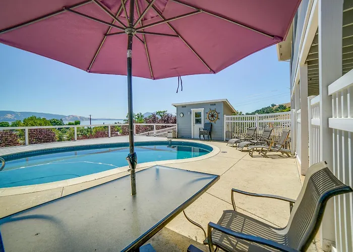 Lakeport Home W/ Stunning Lake & Mountain Views
