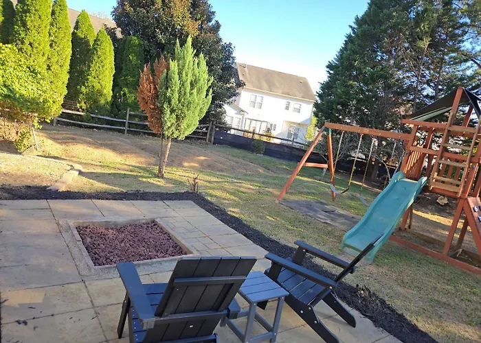 Charming Entire 3 Bedrooms House With Ac And Wifi