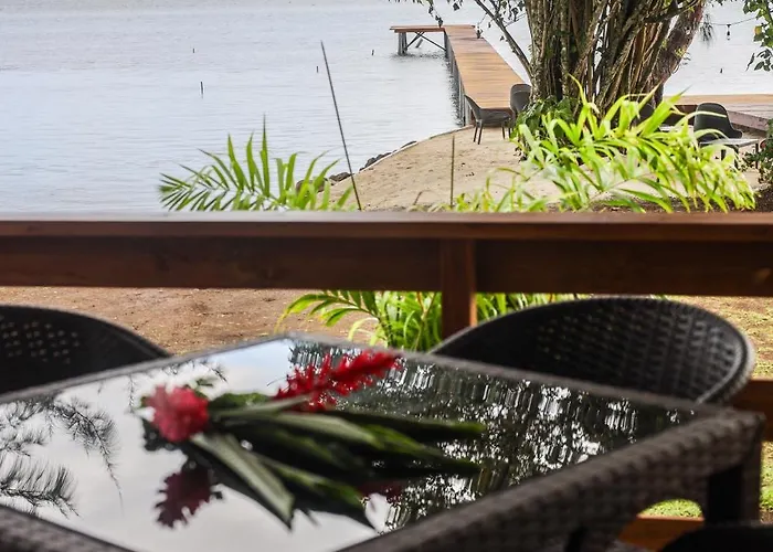 Teahupo'O Wave Lodge
