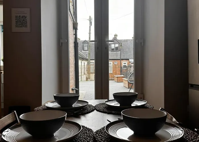 Cosy Central Buxton Terraced House