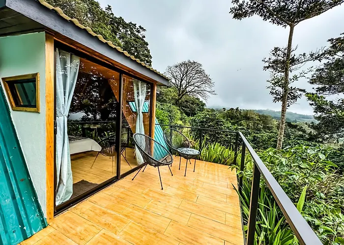 Tityra Lodge