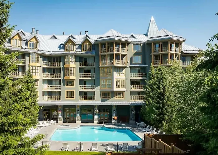 Renovated 1Bed-1Bath In Village With Pool, Hot Tub, And Sauna