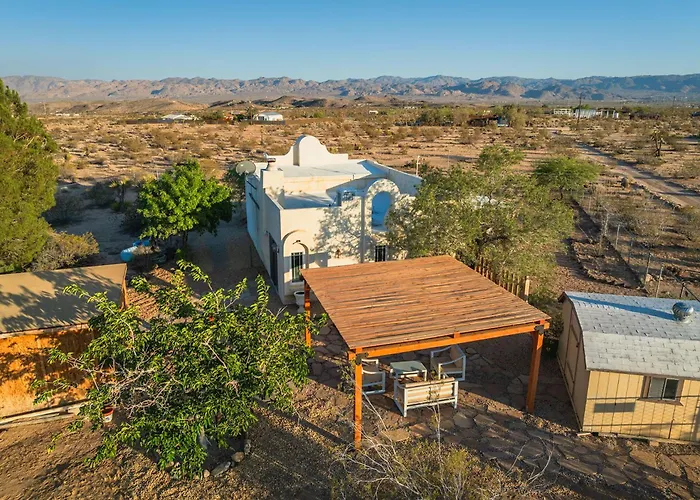 Hot Tub Stargazing From Your Private Desert Oasis