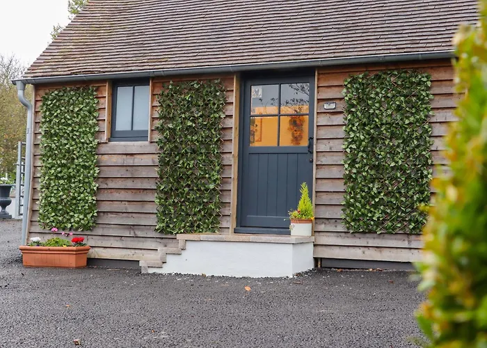 Bee Cottage