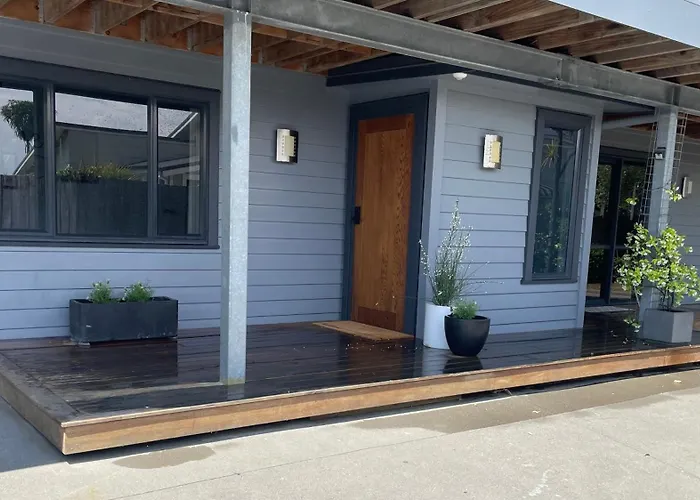 Te Awa Holiday Home