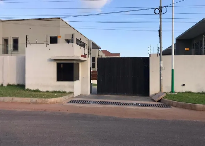 The Luxury Spacious 4 Bedroom Villa