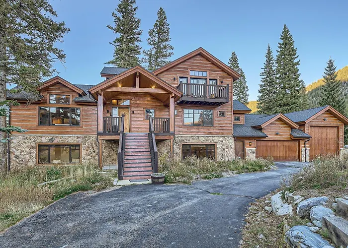 New Listing! Peaks Paradise Home