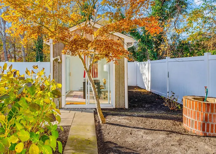 Walk To The Beach - Modern Home With Firepit And Bikes