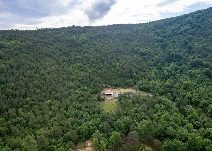 Secluded Lux Bunker Hot Tub, Views & Trails