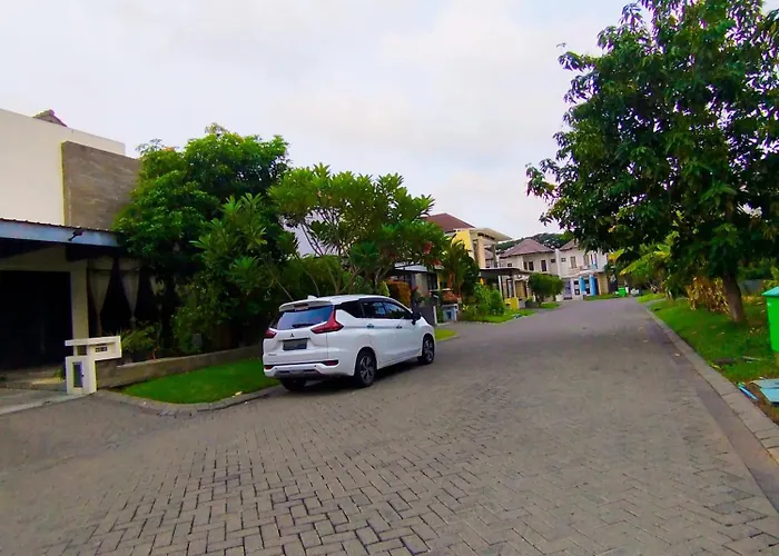 Cheery Home Surabaya 10 Mins Toll Near Pakuwon Mall