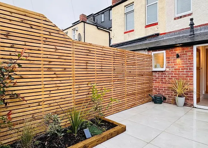 Windsor Coastal Retreat Whitley Bay Sleeps 9