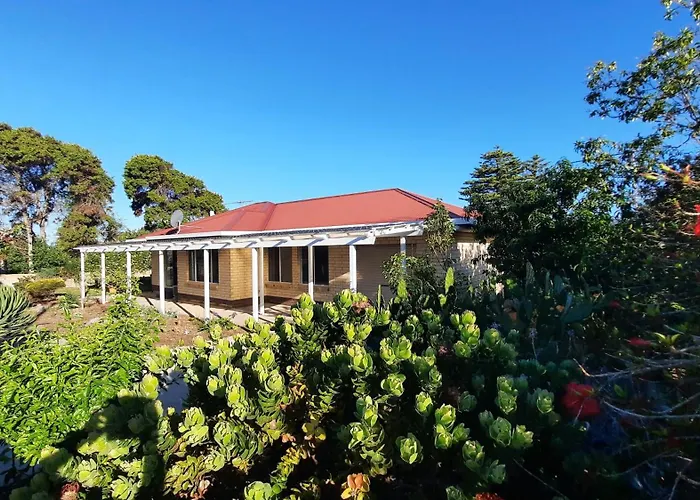 1Min Walk To Town And Beach - Renovated Tidal Pool Retreat - Central Kingscote