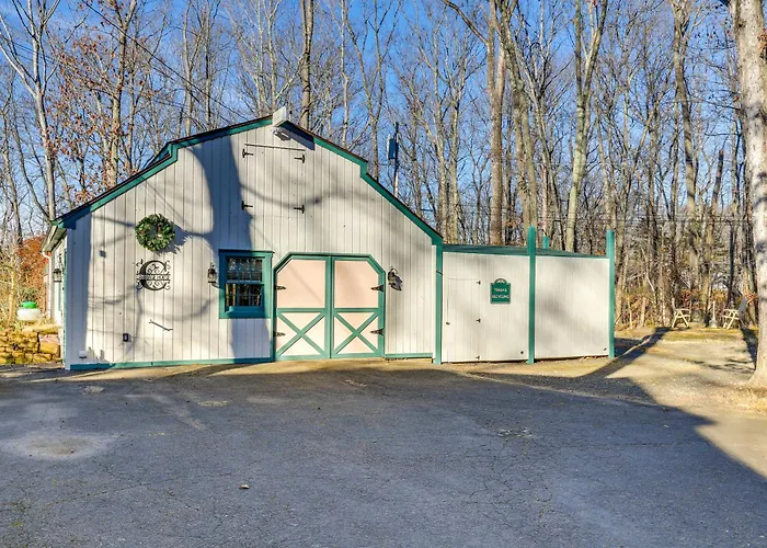 Guilford Carriage House At Granite Lodge!