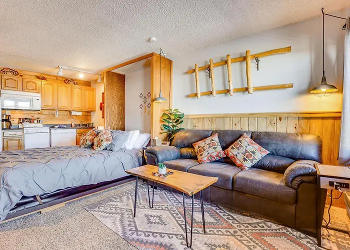 2 Mi To Granby Ranch: Dog-Friendly Studio!