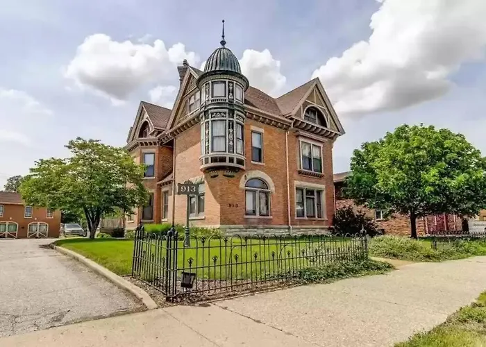 The Bressmer - Entire House