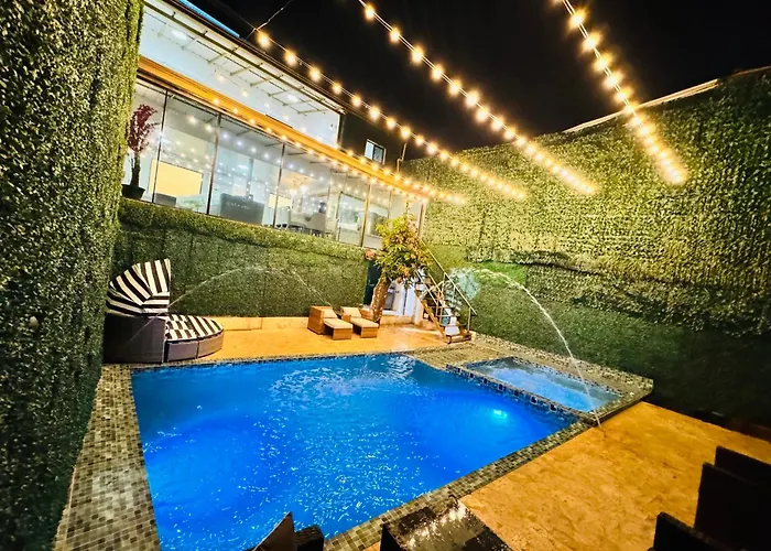 Mansion Parque Lleras Poblado Medellin
