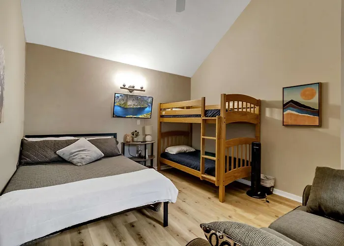 Renovated Ski In Ski Out Condo At Holiday Valley