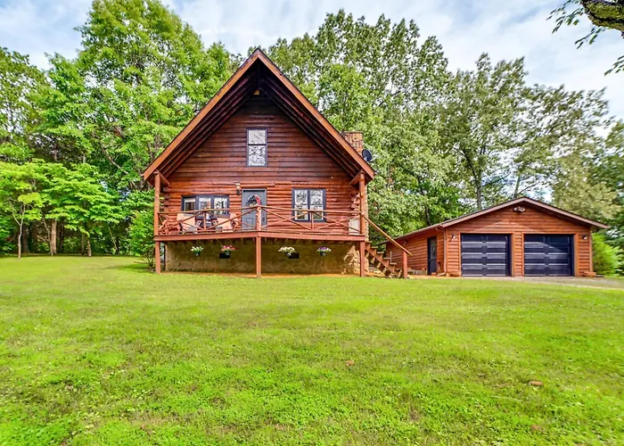 Lovely Gilbertsville Cabin W/ Patio, 4 Mi To Water