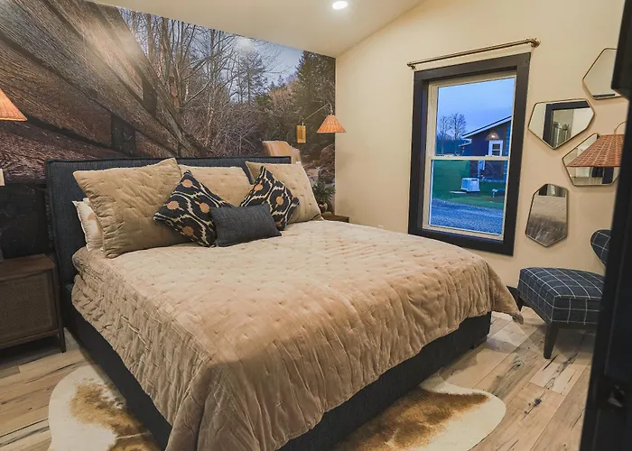 Valley View Resort Cabin #2, 1-Bed, Modern-Luxury With Hot Tub In Canaan Valley, Wv
