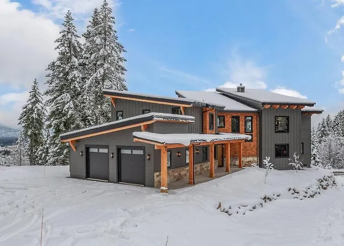 Golf Getaway Stunning Lake & Mountain Views