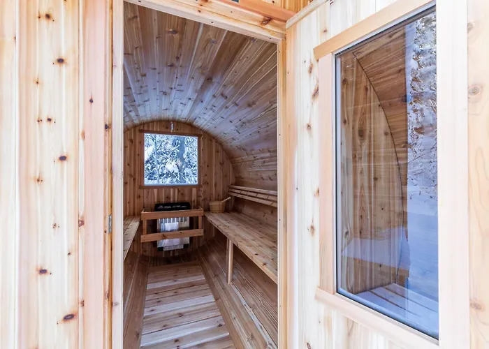 Copper Horse Lodge