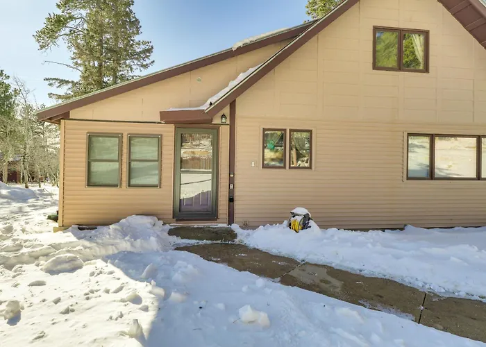 Cozy Lead Cabin W/ Deck < 1 Mi To Ski Slopes!