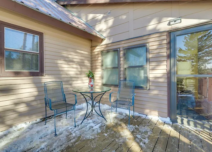 Cozy Lead Cabin W/ Deck < 1 Mi To Ski Slopes!