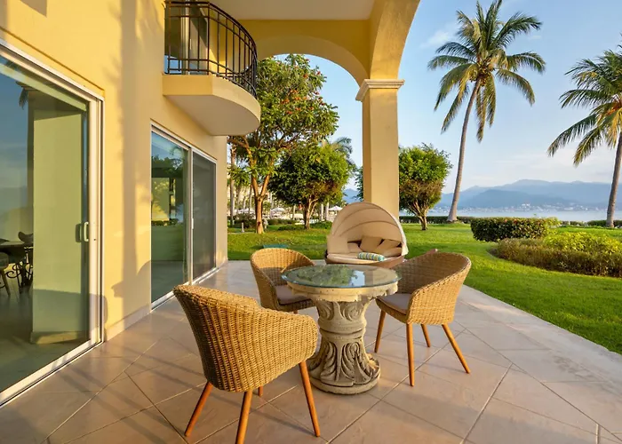 Seafront Villa - Puerto Vallarta